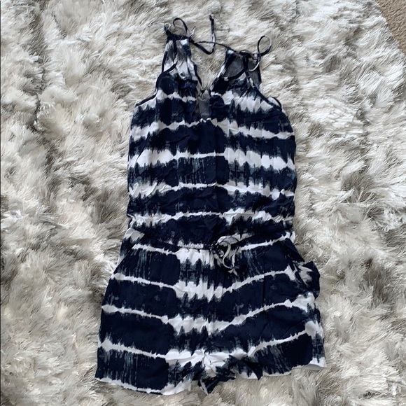 Romper - Picture 2 of 2